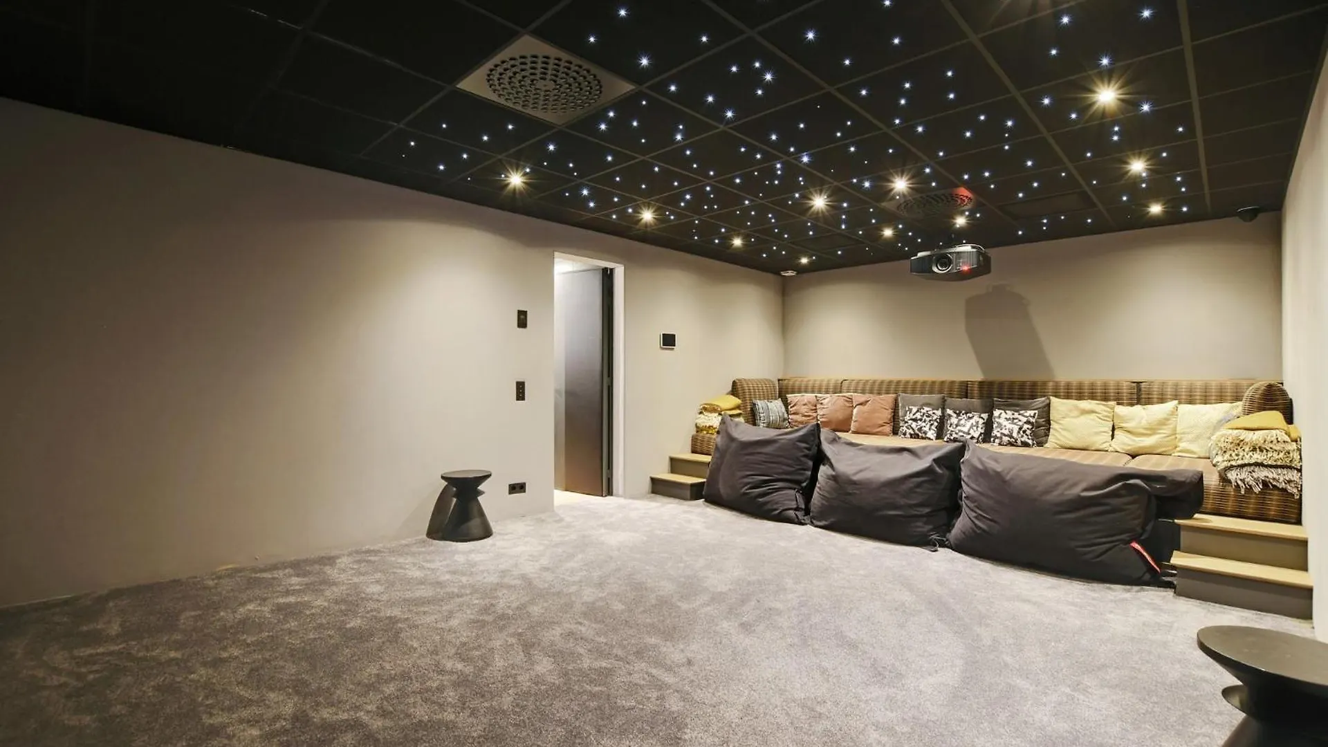 Villa Bastille With Services By Pick A Flat Paris 0*,  France